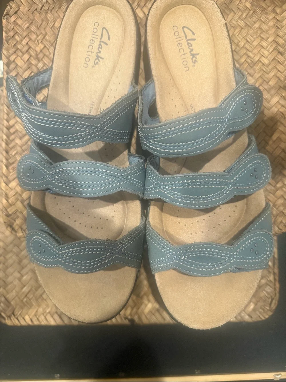 Clarks Women's Blue Multi-Strap Comfort Sandals
